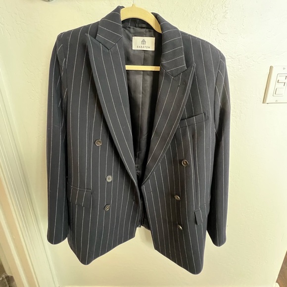 ARITZIA Babaton Status Blazer - Picture 2 of 4